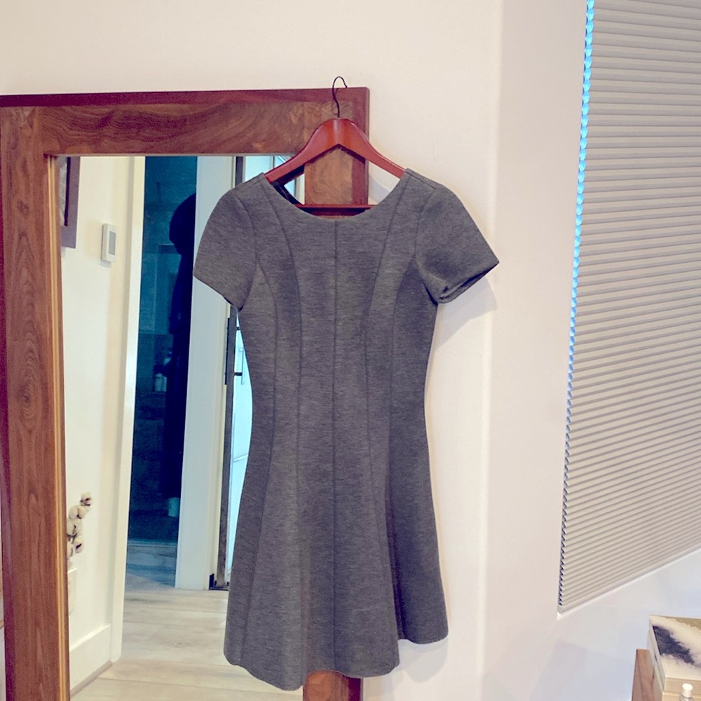 Banana Republic short grey dress, worn once